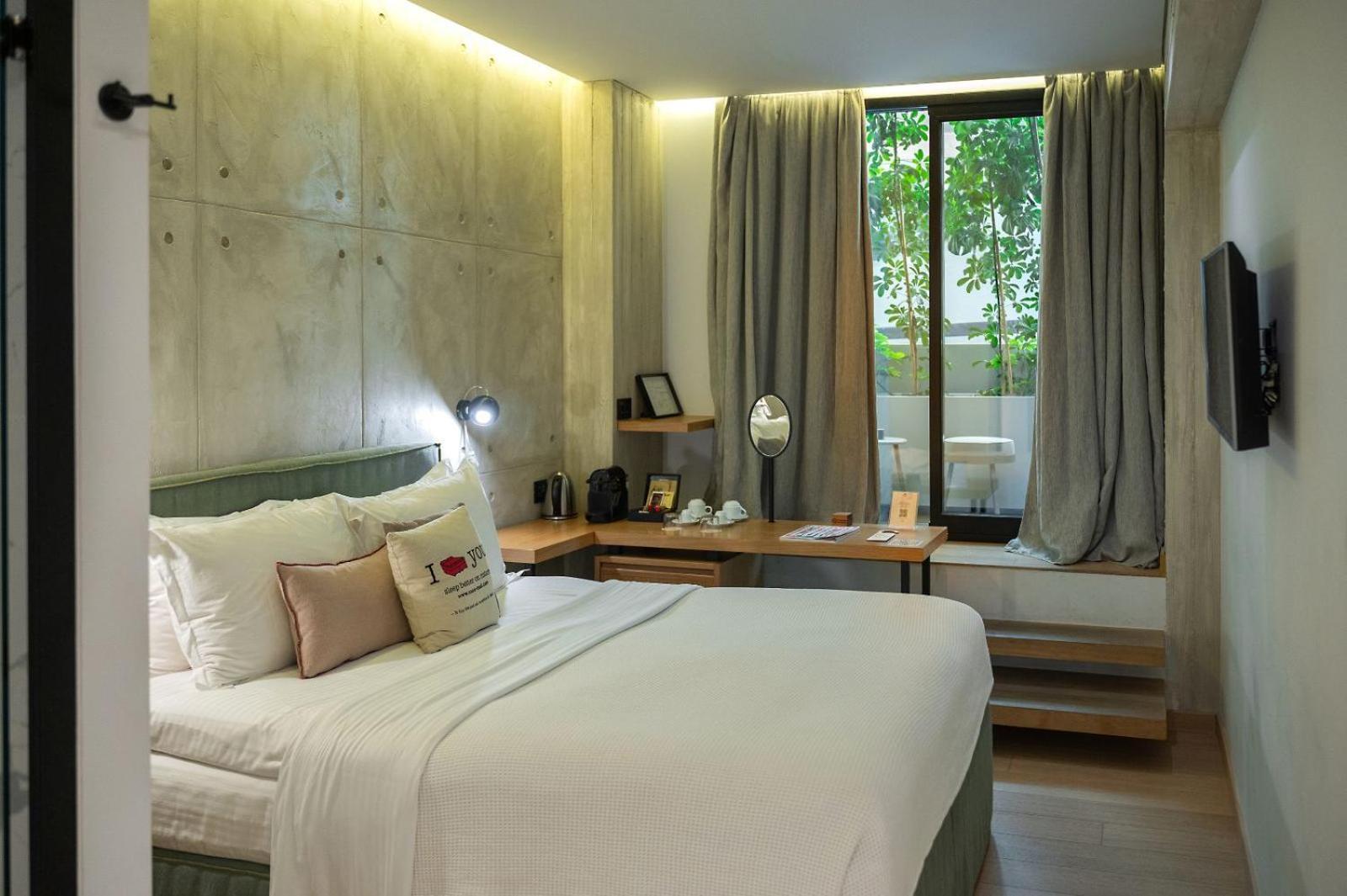 Coco-Mat Athens Jumelle Hotel Bagian luar foto Deluxe Room
