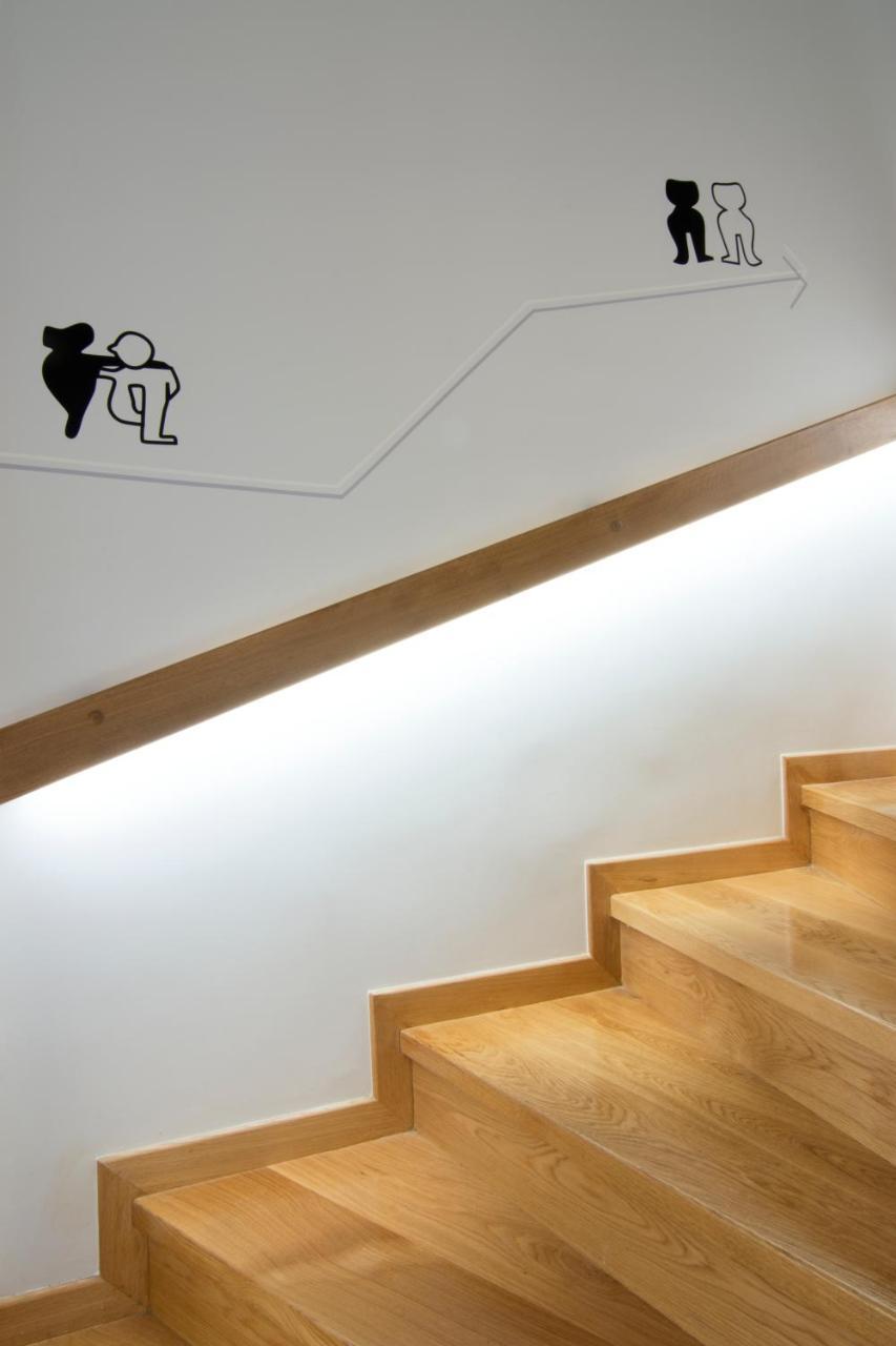 Coco-Mat Athens Jumelle Hotel Bagian luar foto A wall washer